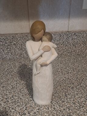 Willow Tree Mother & Child Figurine - Cream and Brown